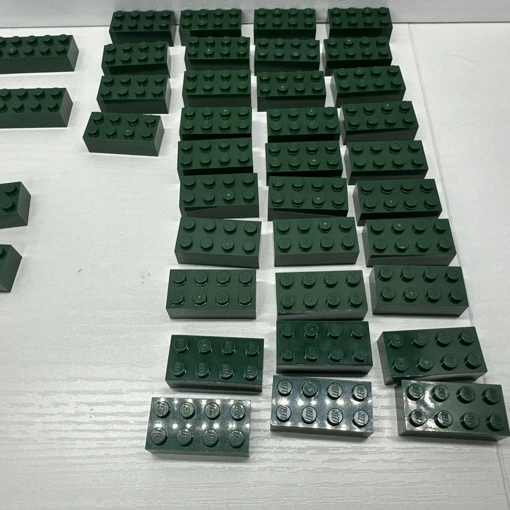 Lego Parts Pieces - Dark Green Brick Lot Of 41 - 2x2, 2x4 &‎ 2x6